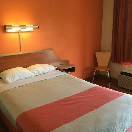Motel 6-Mount Vernon, Il Eksteriør billede