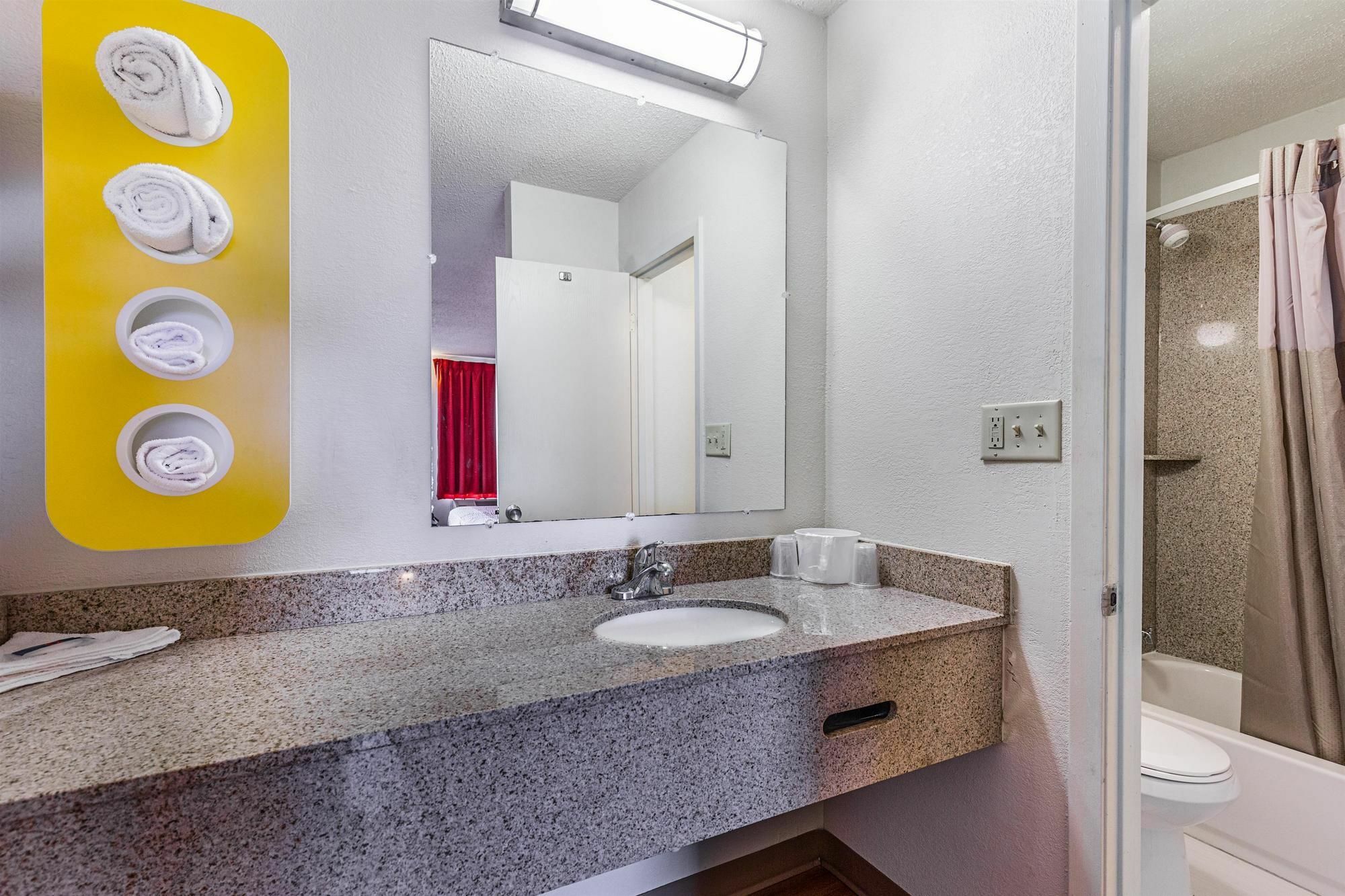 Motel 6-Mount Vernon, Il Eksteriør billede